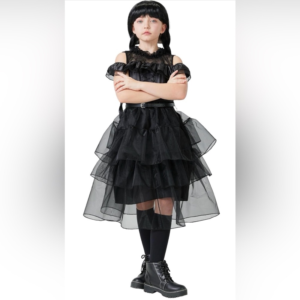 NWT Love the Adam’s Family? 4pc Costume/w Wig, Belt, Socks, and Dress Sz XS